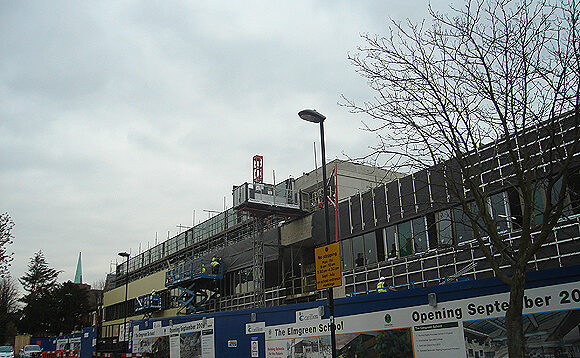 large scaffolding contractor